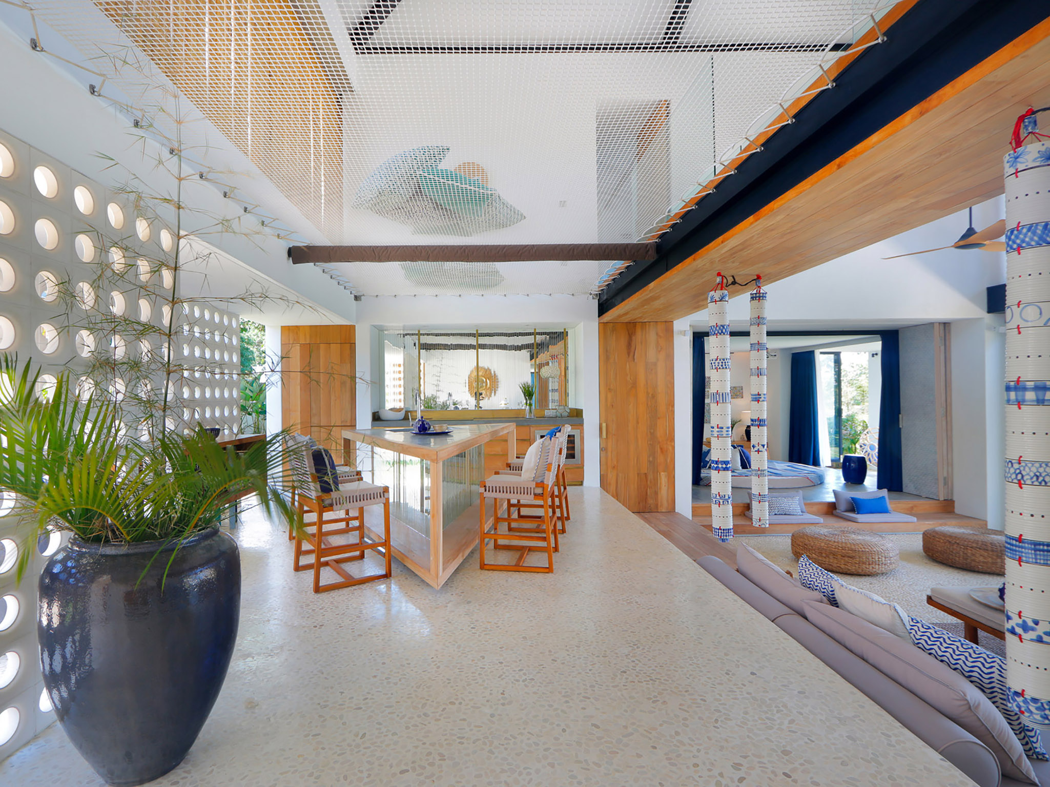 Villa Seascape - Kitchen and living feature